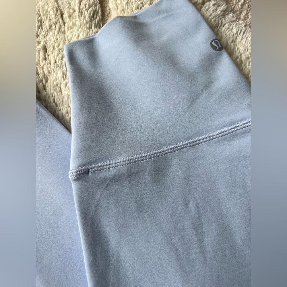Lululemon Align^TM High Rise 25in legging Size 6
